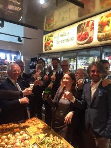 12494864_1735391680075822_3014273742174695483_n